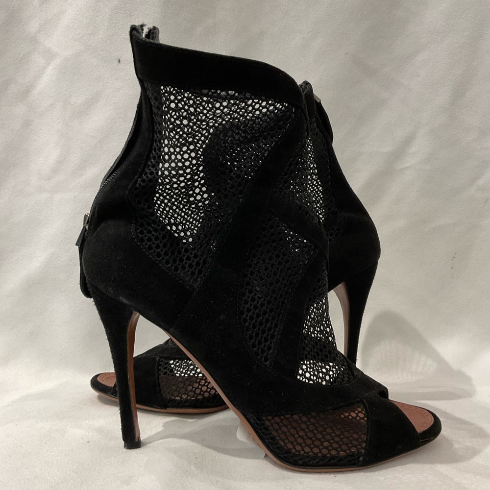 Alaia Heels